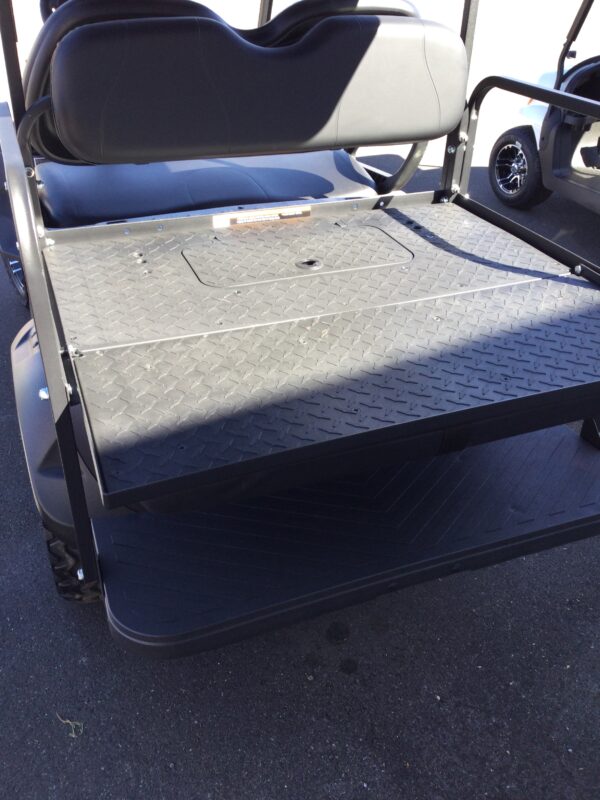 2025 CLUB CAR TEMPO LIFTED -  GREY - REFURBISHED - Image 4