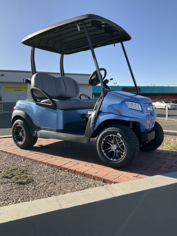 2025 CLUB CAR ONWARD LITHIUM – ICE BLUE
