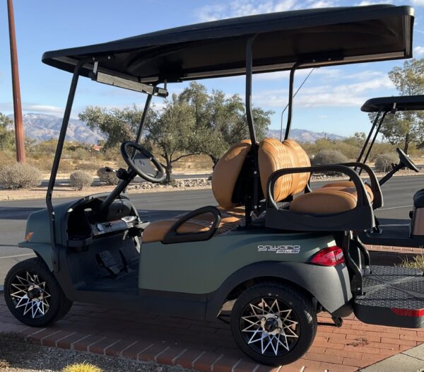 2025 CLUB CAR ONWARD LITHIUM 4P – GREEN JACKET SPECIAL EDITION - Image 2