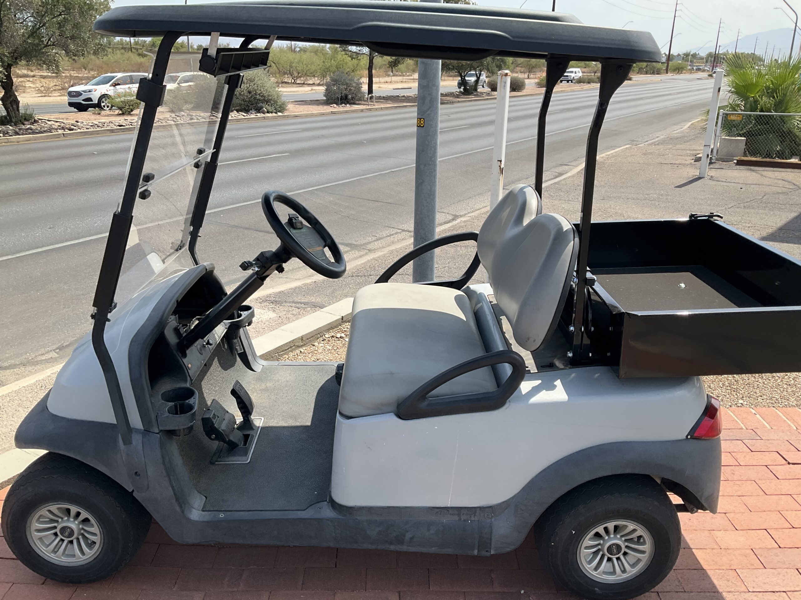 2018 Club Car Precedent 48 volt Maintenance Car - Image 2