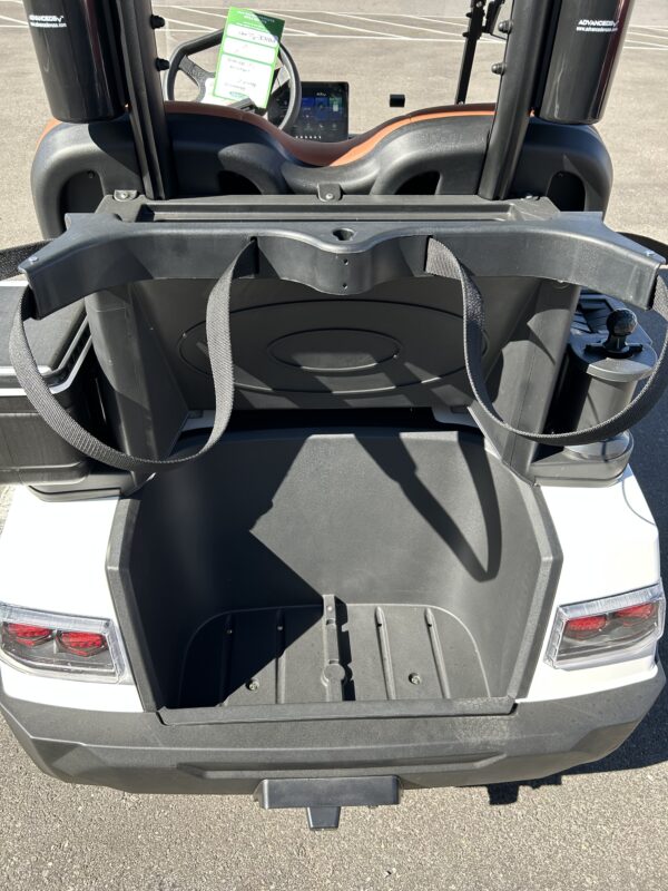 2026 Advanced EV Advent 2 – Metallic White - Image 2